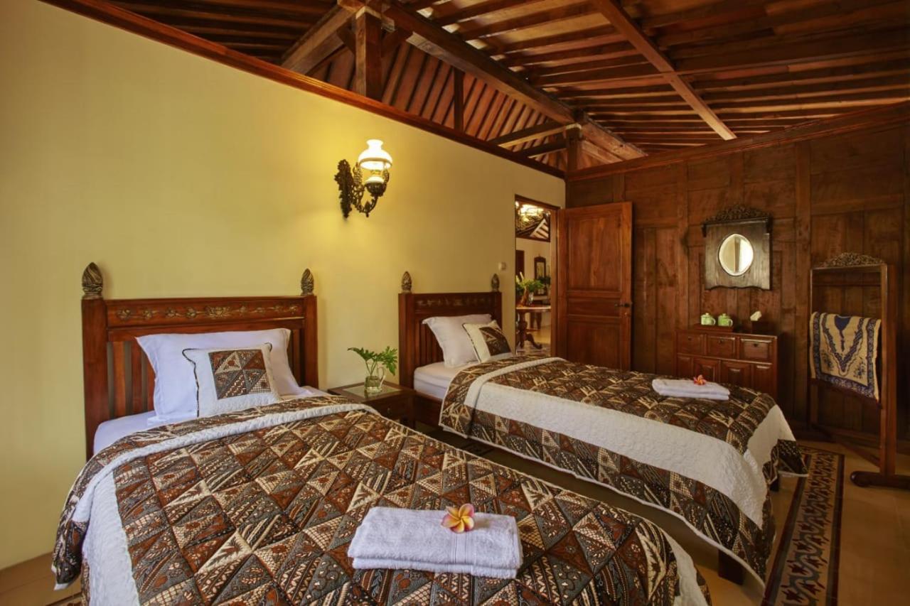 Ndalem Nitihardjan Hotel Magelang Ngoại thất bức ảnh