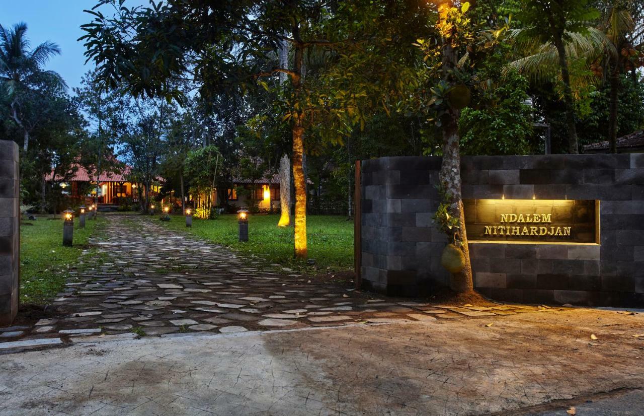 Ndalem Nitihardjan Hotel Magelang Ngoại thất bức ảnh